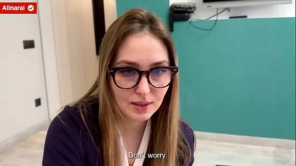 Loirinha Novinha fodendo com primo caiu na net fodendo gostoso neste video de incesto amador