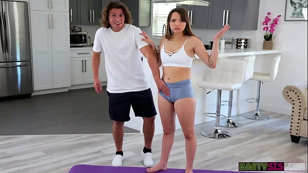 Novinha Gostosa fazendo video se masturbando até gozar na webcam