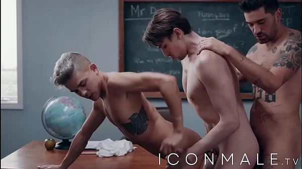 Amigos héteros resolvem experimentar sexo gay na despedida de solteiro de um deles