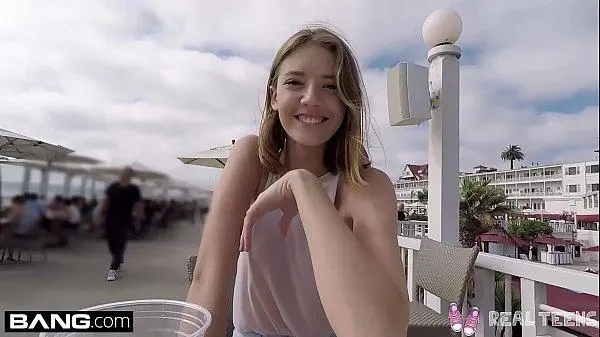 Porno Incesto mãe e filha fazendo sexo com padastro da menina em video incesto amador