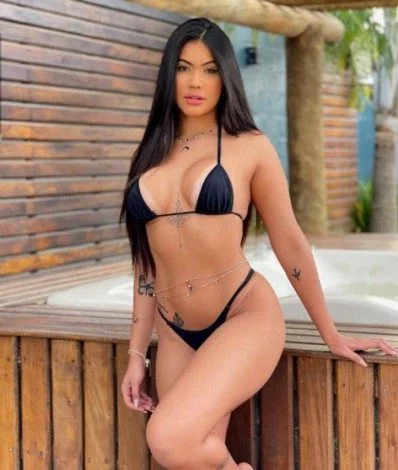 Ayarla Souza